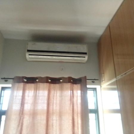 Newly Renovated Guesthouse Islamabad Buitenkant foto