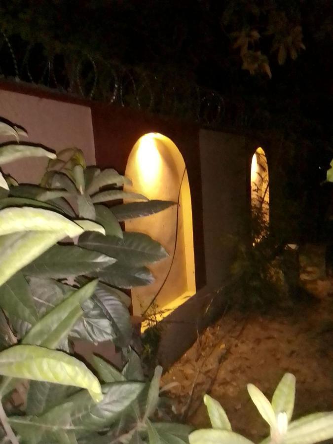 Newly Renovated Guesthouse Islamabad Buitenkant foto